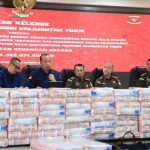 SKANDAL LAHAN KEMENDES: Kejati Kaltim Sita Rp214 Miliar Cash dan Tumpukan Tas Mewah!